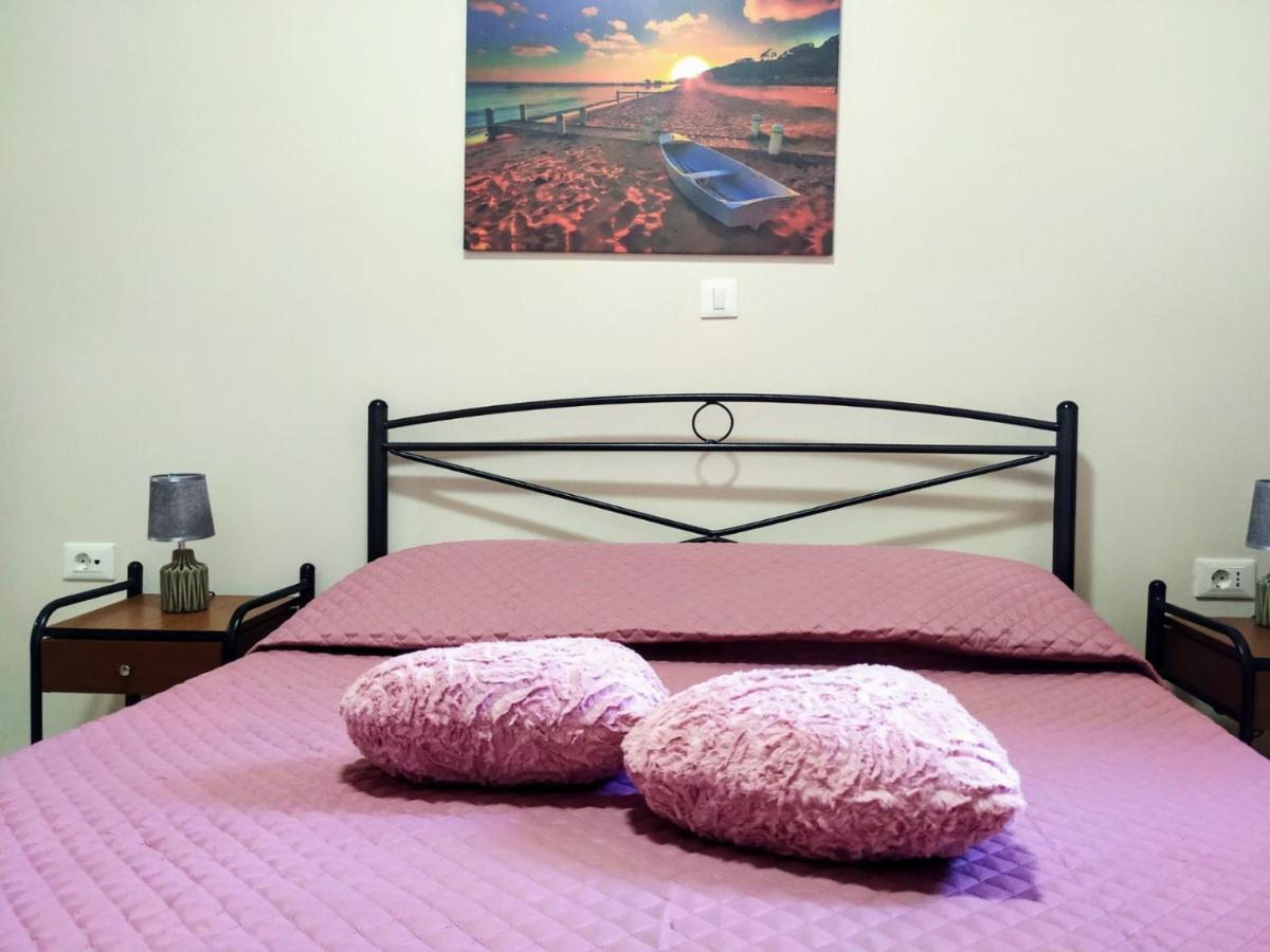 Vila Elion Myloi Sými Buitenkant foto