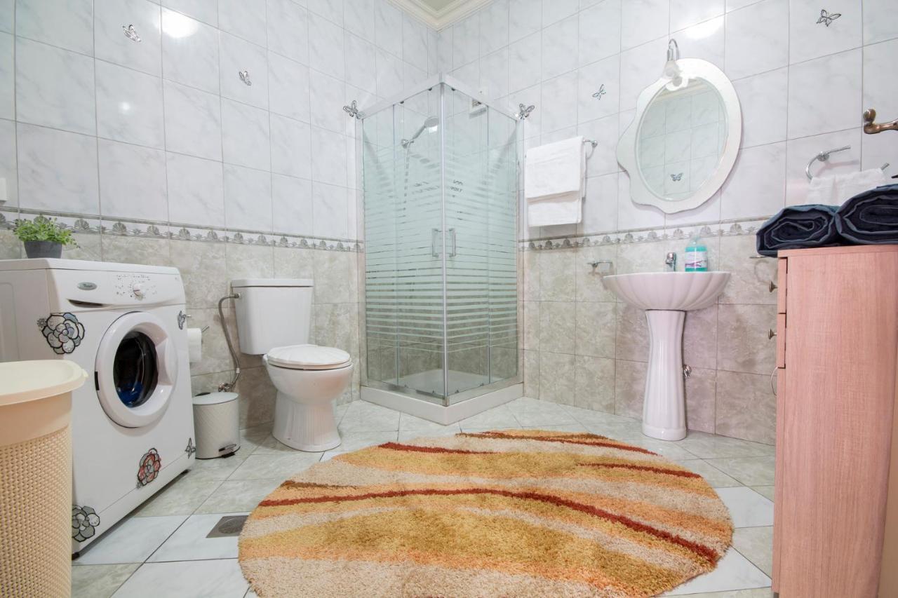 Vila Elion Myloi Sými Buitenkant foto